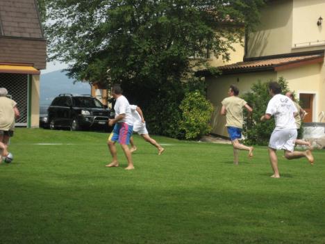 Fussball 040.jpg   29kb   26.03.2021 22:38:01